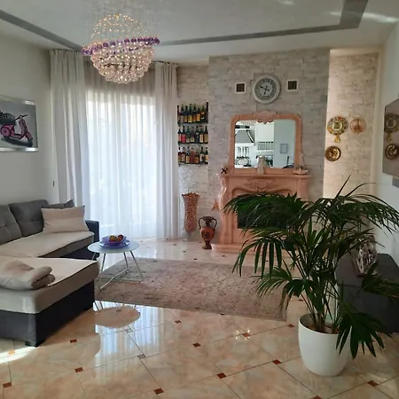 Angelo Bianco بسكييرا ديل غاردا